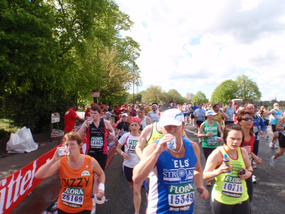 London Marathon Pictures - Tor Rnnow