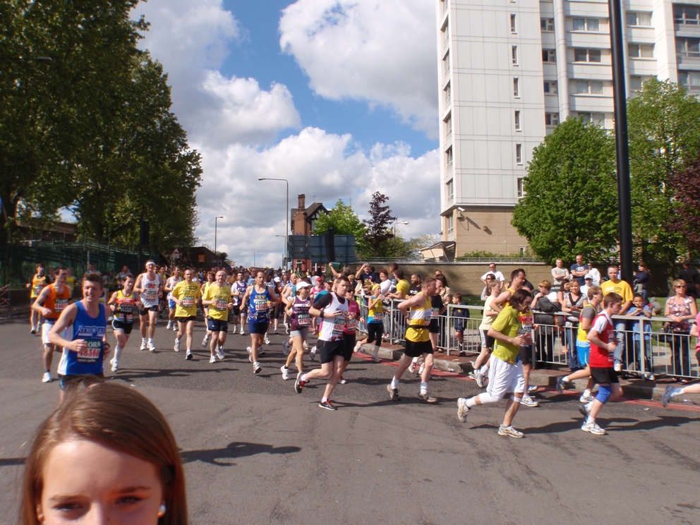 London Marathon Pictures - Tor Rnnow