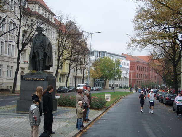 Magdeburg Marathon Pictures - Tor Rnnow