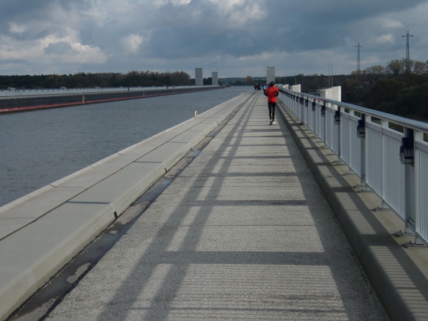 Magdeburg Marathon Pictures - Tor Rnnow