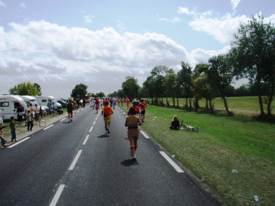 Medoc Marathon Pictures - Tor Rnnow