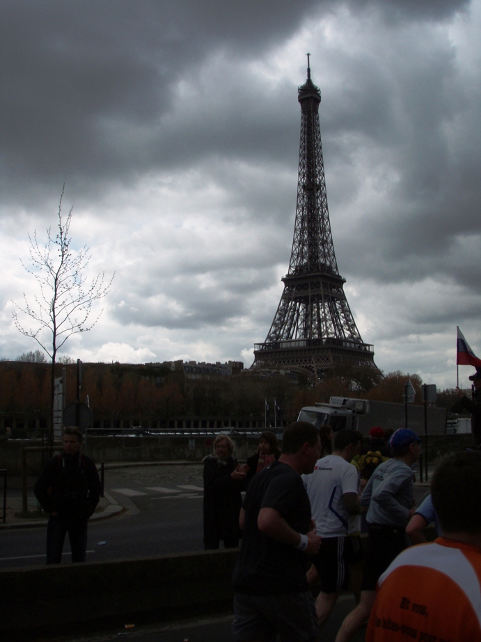 Paris Marathon Pictures - Tor Rnnow