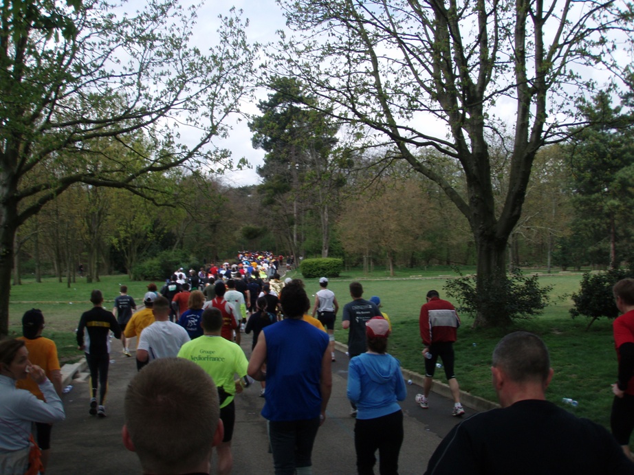 Paris Marathon Pictures - Tor Rnnow