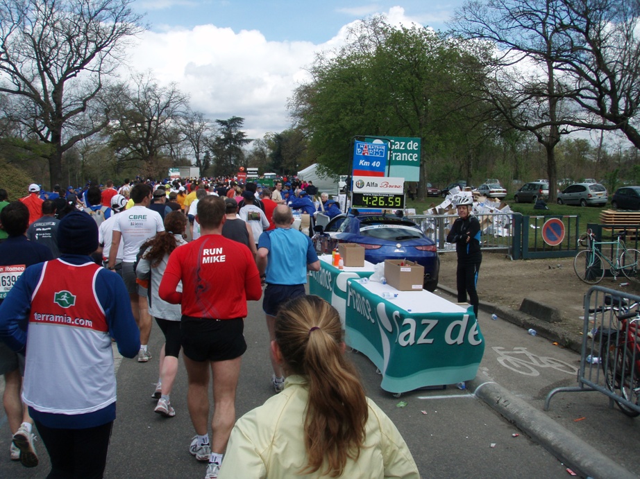 Paris Marathon Pictures - Tor Rnnow