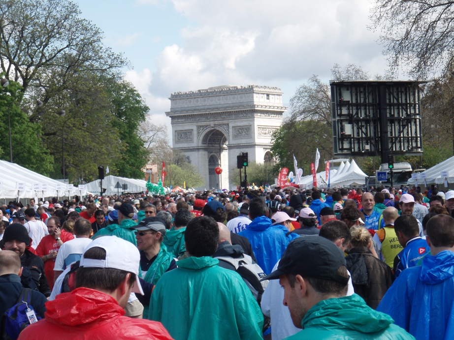 Paris Marathon Pictures - Tor Rnnow