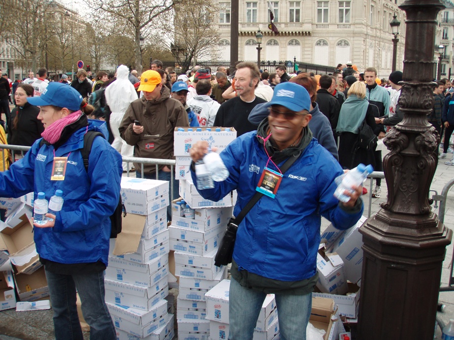 Paris Marathon Pictures - Tor Rnnow