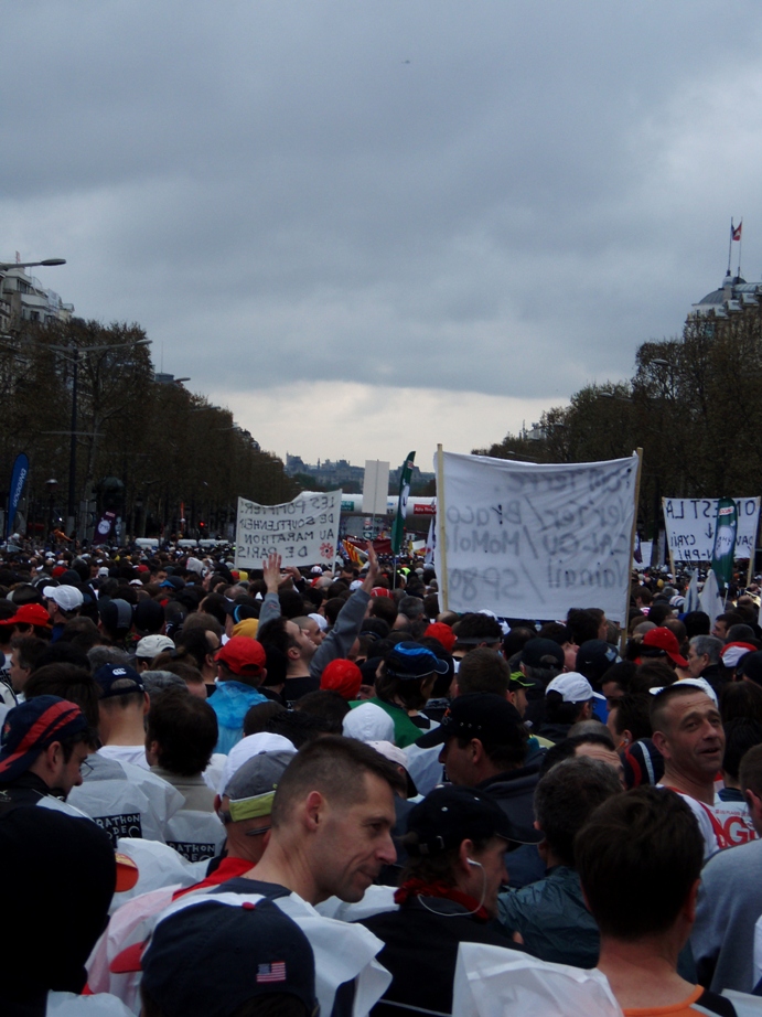 Paris Marathon Pictures - Tor Rnnow