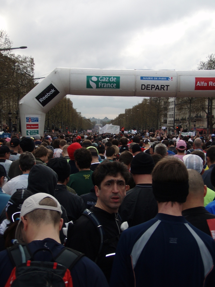 Paris Marathon Pictures - Tor Rnnow