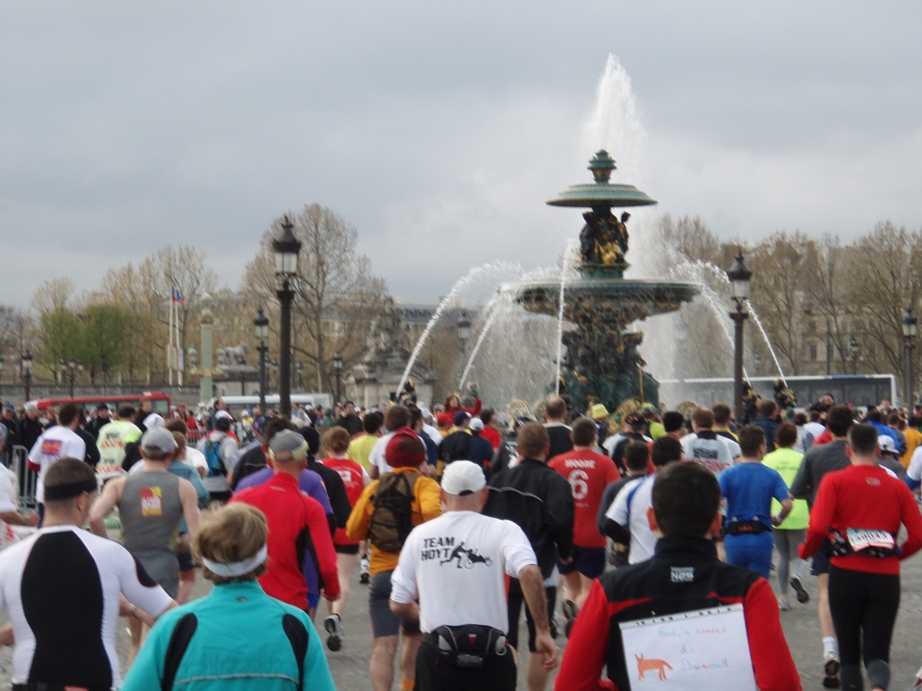 Paris Marathon Pictures - Tor Rnnow