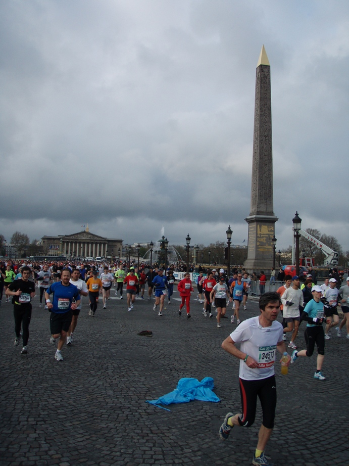 Paris Marathon Pictures - Tor Rnnow