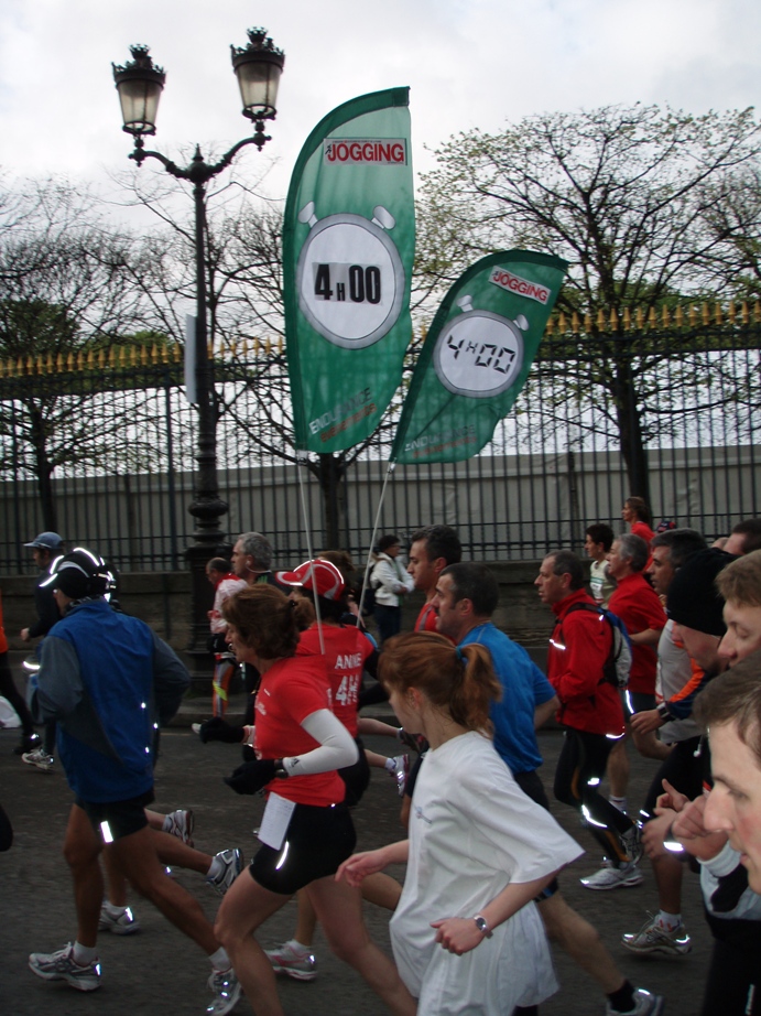 Paris Marathon Pictures - Tor Rnnow