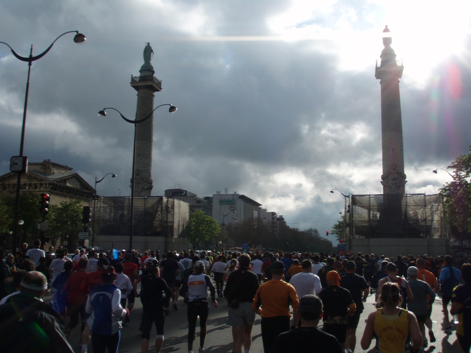 Paris Marathon Pictures - Tor Rnnow