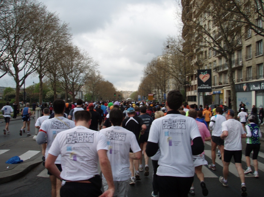 Paris Marathon Pictures - Tor Rnnow