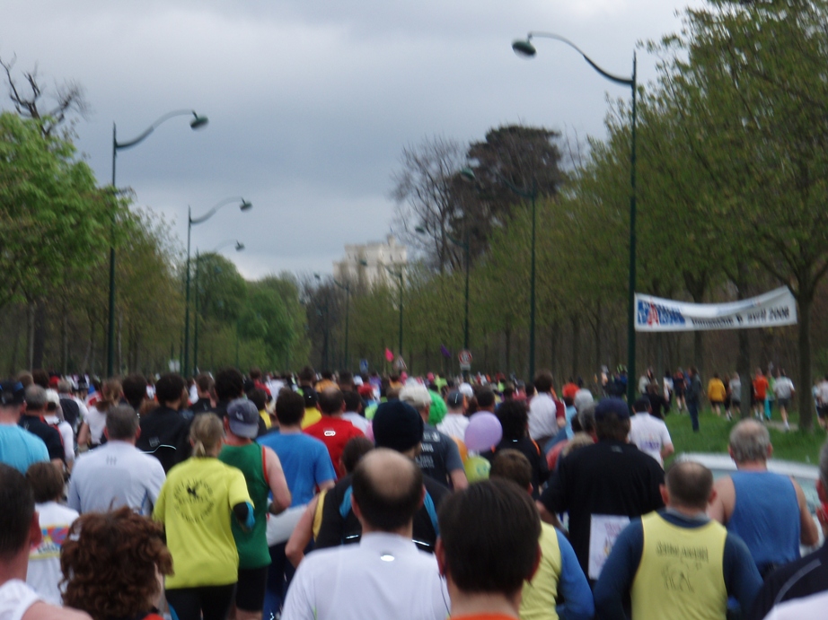 Paris Marathon Pictures - Tor Rnnow