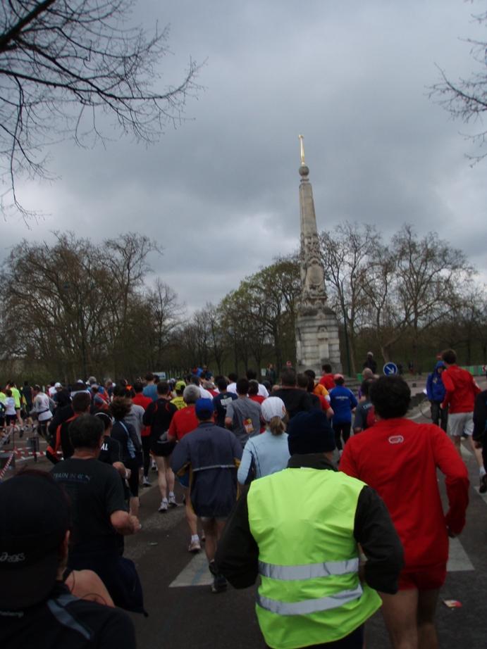 Paris Marathon Pictures - Tor Rnnow