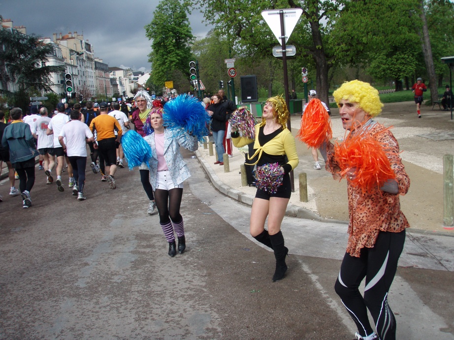 Paris Marathon Pictures - Tor Rnnow