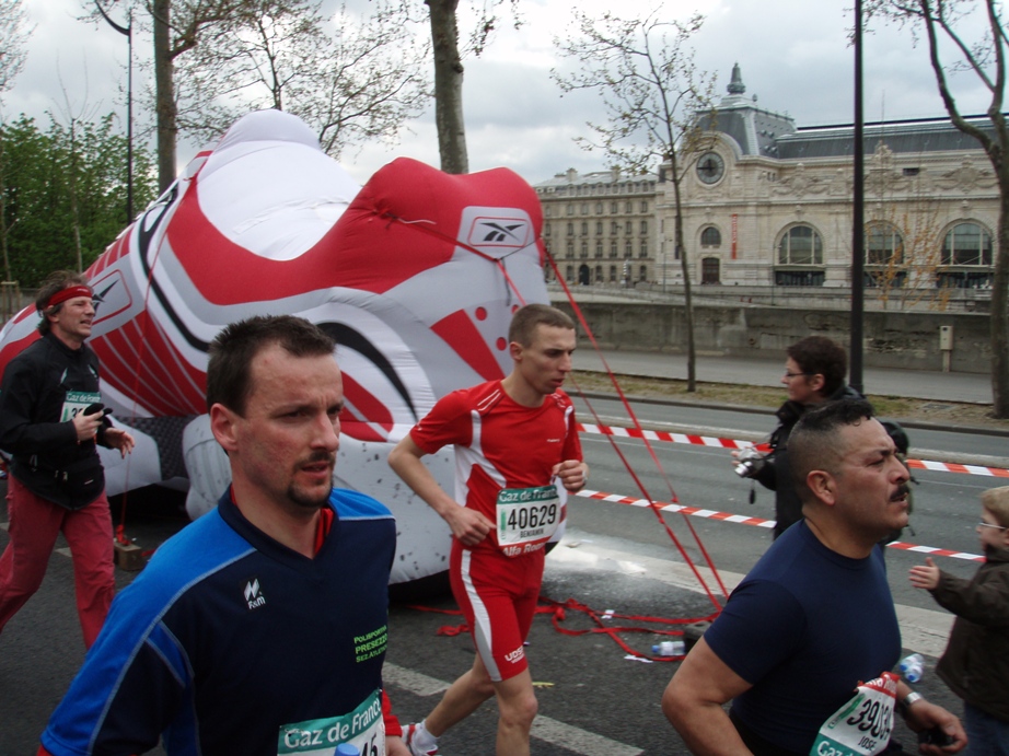 Paris Marathon Pictures - Tor Rnnow