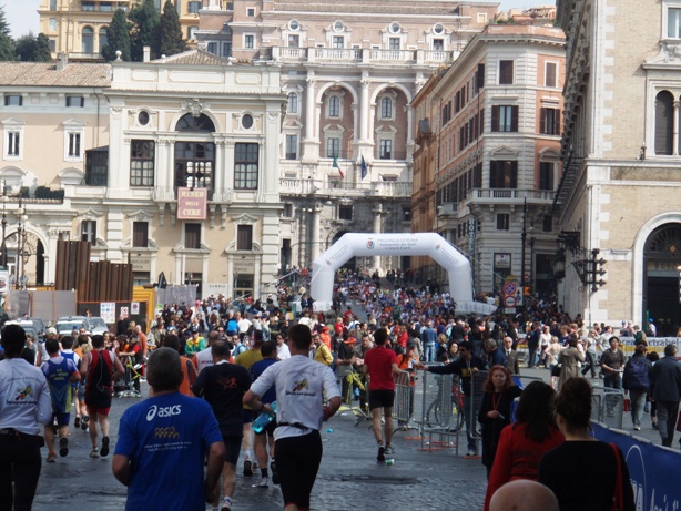 Rome Marathon Pictures - Tor Rnnow