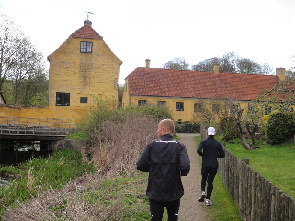 Skodsborg marathon 05-May-2010 Pictures - Tor Rnnow