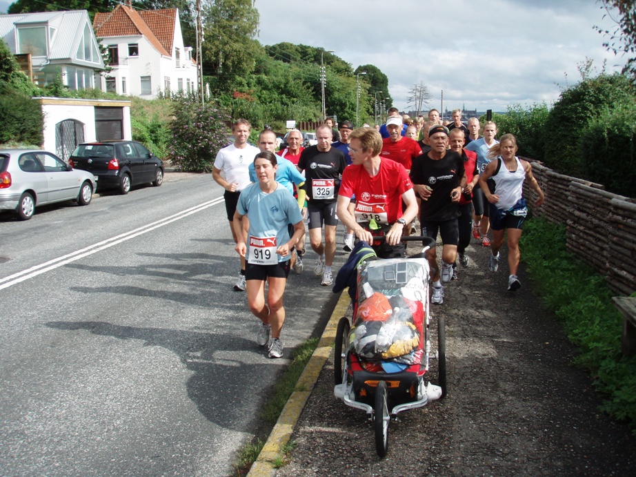 Strandvejsmarathon Marathon Pictures - Tor Rnnow