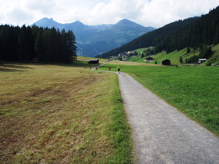 Swiss Alpine 42 K Marathon Pictures - Tor Rnnow