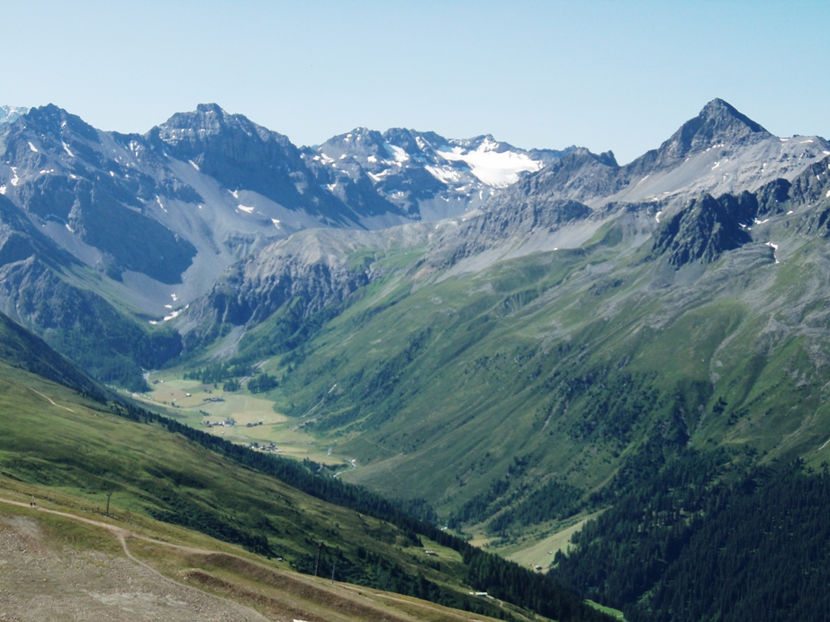 Swiss Alpine 42 K Marathon Pictures - Tor Rnnow