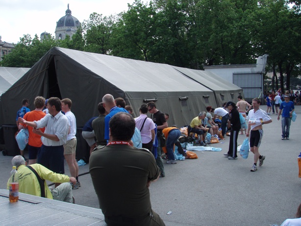 Vienna Marathon Pictures - Tor Rnnow