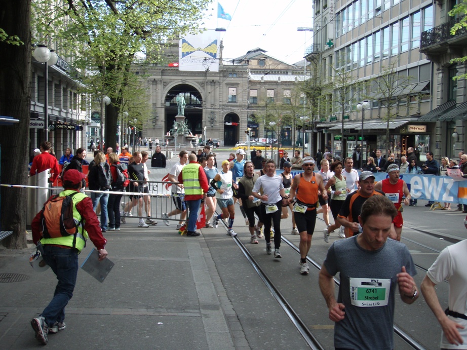 Zrich Marathon Pictures - Tor Rnnow