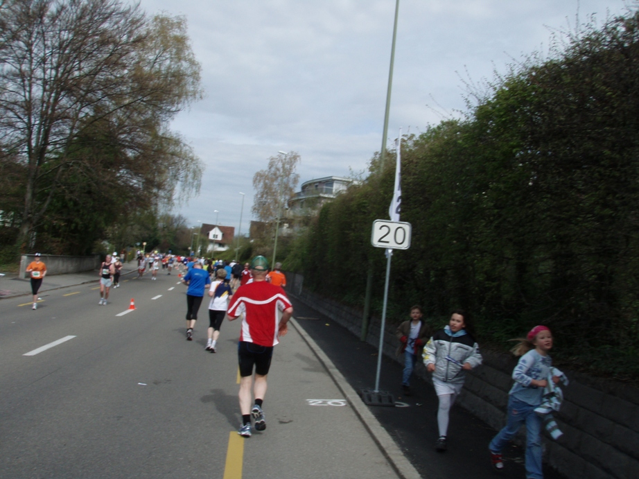 Zrich Marathon Pictures - Tor Rnnow