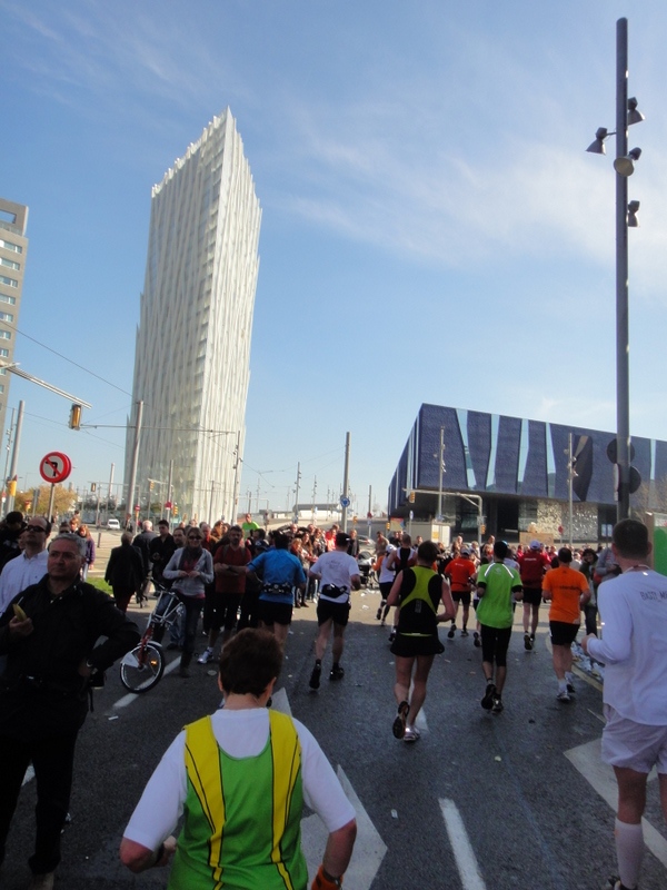 Barcelona Marathon 2011 - pictures - Tor Rnnow