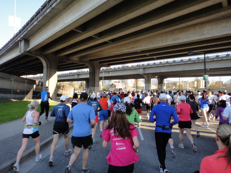 Vancouver Marathon 2011 - pictures / photos - Tor Rnnow