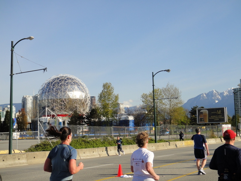 Vancouver Marathon 2011 - pictures / photos - Tor Rnnow