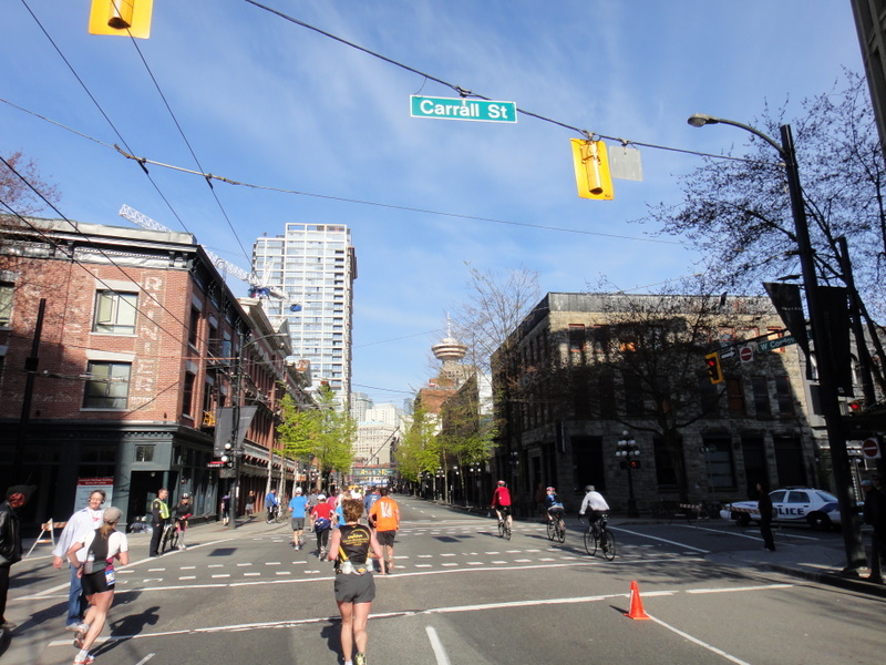 Vancouver Marathon 2011 - pictures / photos - Tor Rnnow