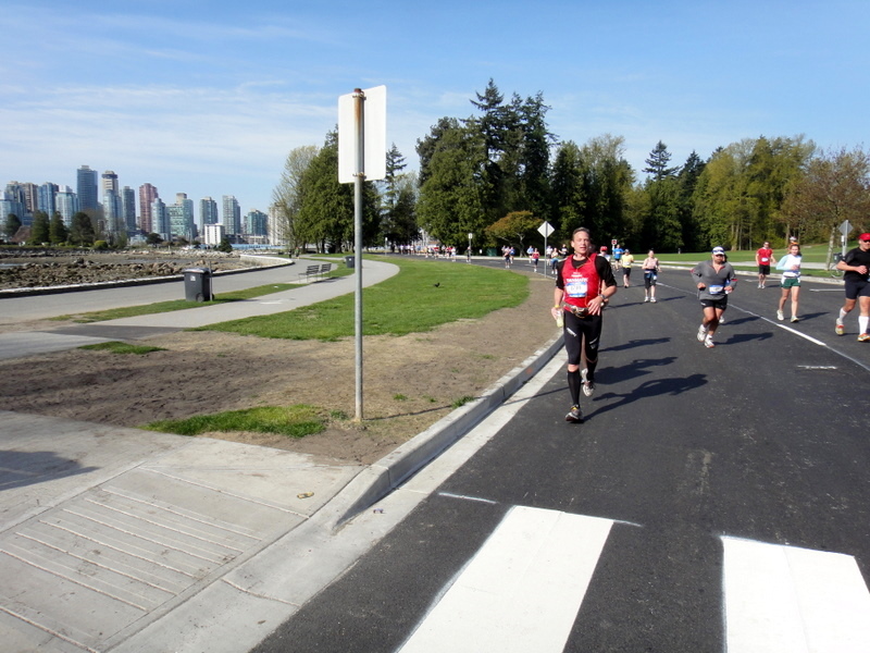 Vancouver Marathon 2011 - pictures / photos - Tor Rnnow