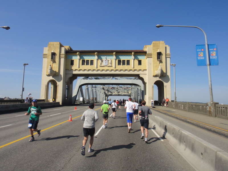 Vancouver Marathon 2011 - pictures / photos - Tor Rnnow