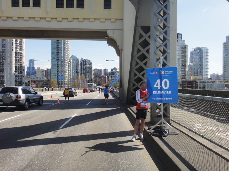 Vancouver Marathon 2011 - pictures / photos - Tor Rnnow