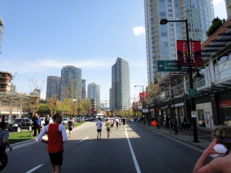 Vancouver Marathon 2011 - pictures / photos - Tor Rnnow