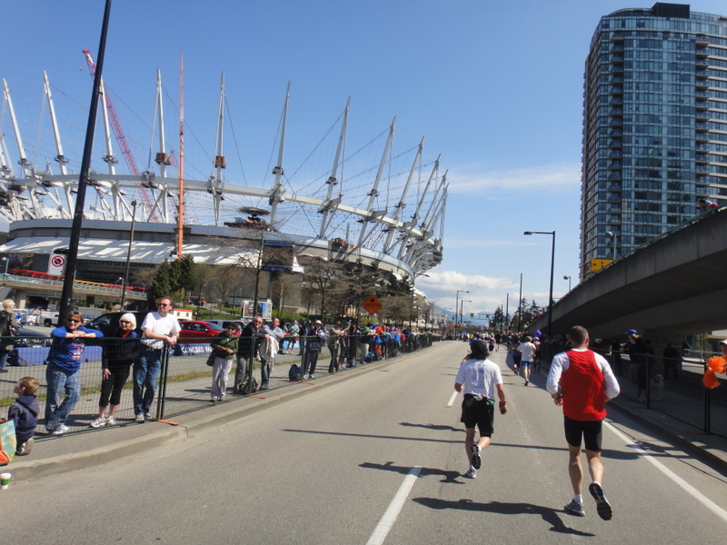 Vancouver Marathon 2011 - pictures / photos - Tor Rnnow