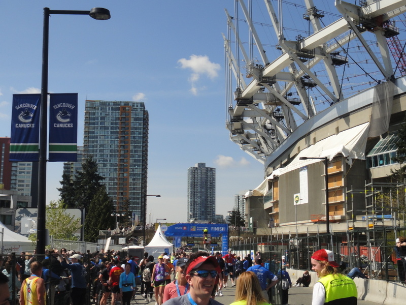 Vancouver Marathon 2011 - pictures / photos - Tor Rnnow