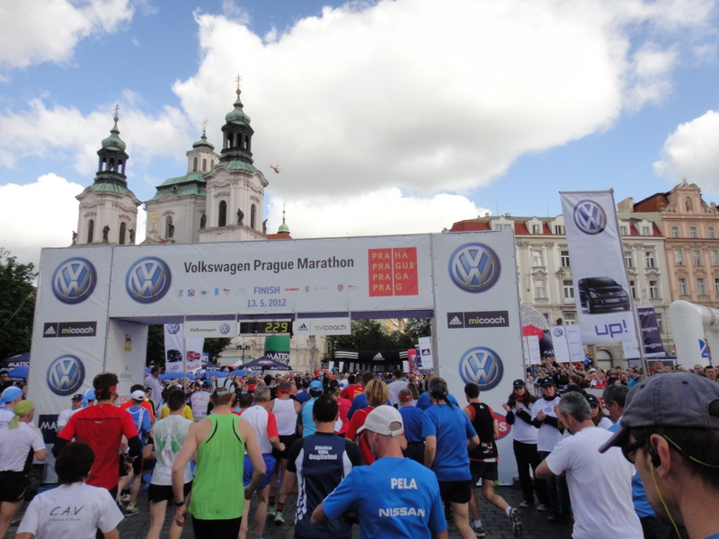 Prague Marathon 2012 - pictures - Tor Rnnow