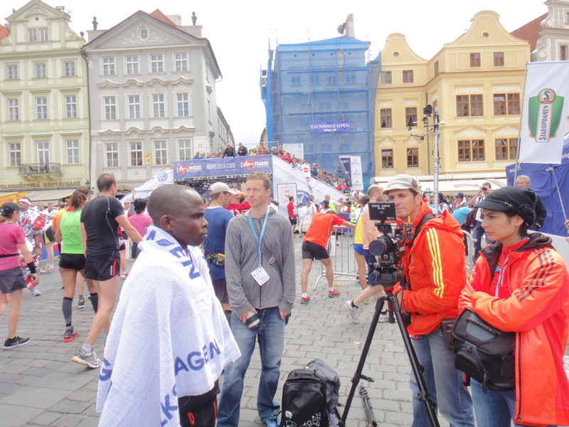 Prague Marathon 2012 - pictures - Tor Rnnow