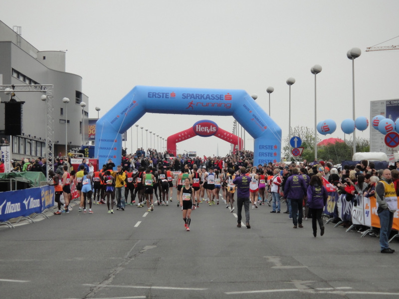 Vienna City Marathon (VCM) 2012 - pictures - Tor Rnnow