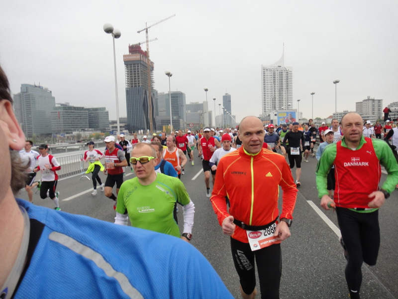 Vienna City Marathon (VCM) 2012 - pictures - Tor Rnnow