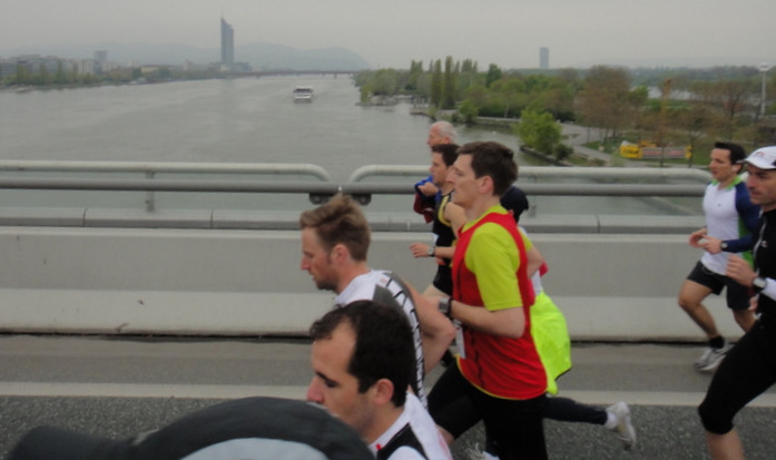 Vienna City Marathon (VCM) 2012 - pictures - Tor Rnnow