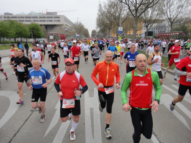 Vienna City Marathon (VCM) 2012 - pictures - Tor Rnnow