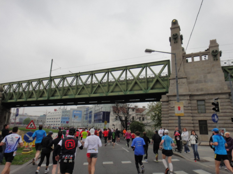 Vienna City Marathon (VCM) 2012 - pictures - Tor Rnnow