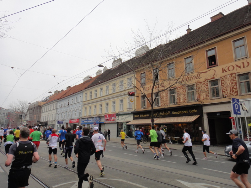 Vienna City Marathon (VCM) 2012 - pictures - Tor Rnnow