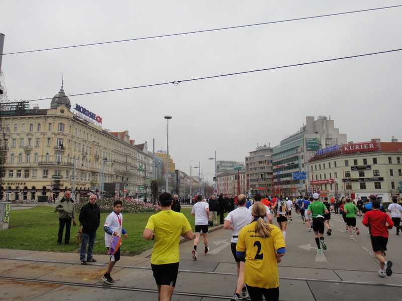 Vienna City Marathon (VCM) 2012 - pictures - Tor Rnnow