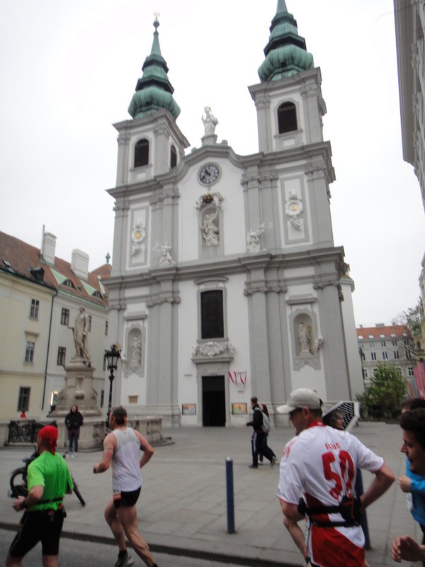 Vienna City Marathon (VCM) 2012 - pictures - Tor Rnnow