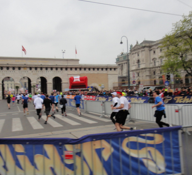 Vienna City Marathon (VCM) 2012 - pictures - Tor Rnnow